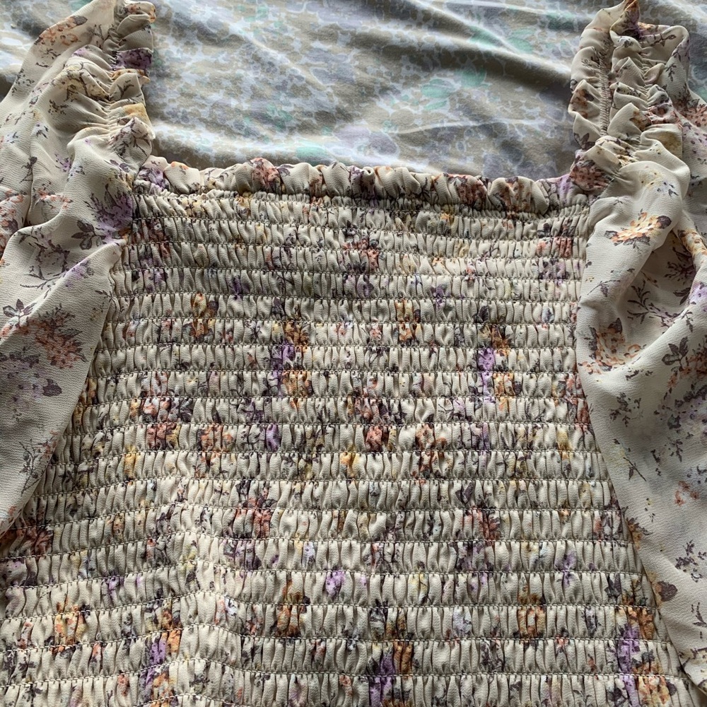 Long sleeve floral stylish top